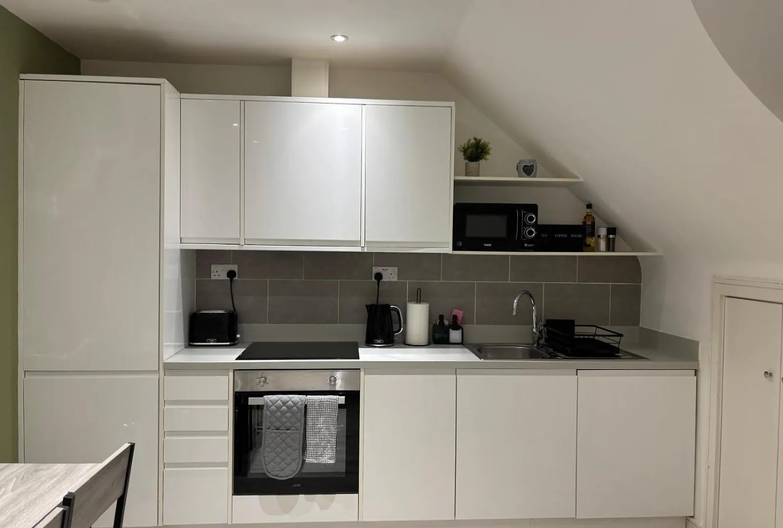 Apartment Gogmore Lane Chertsey