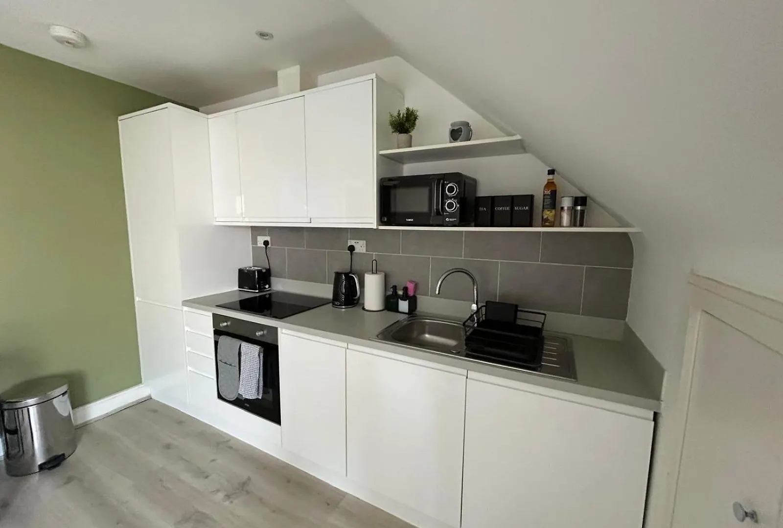 Gogmore Lane Chertsey Apartment