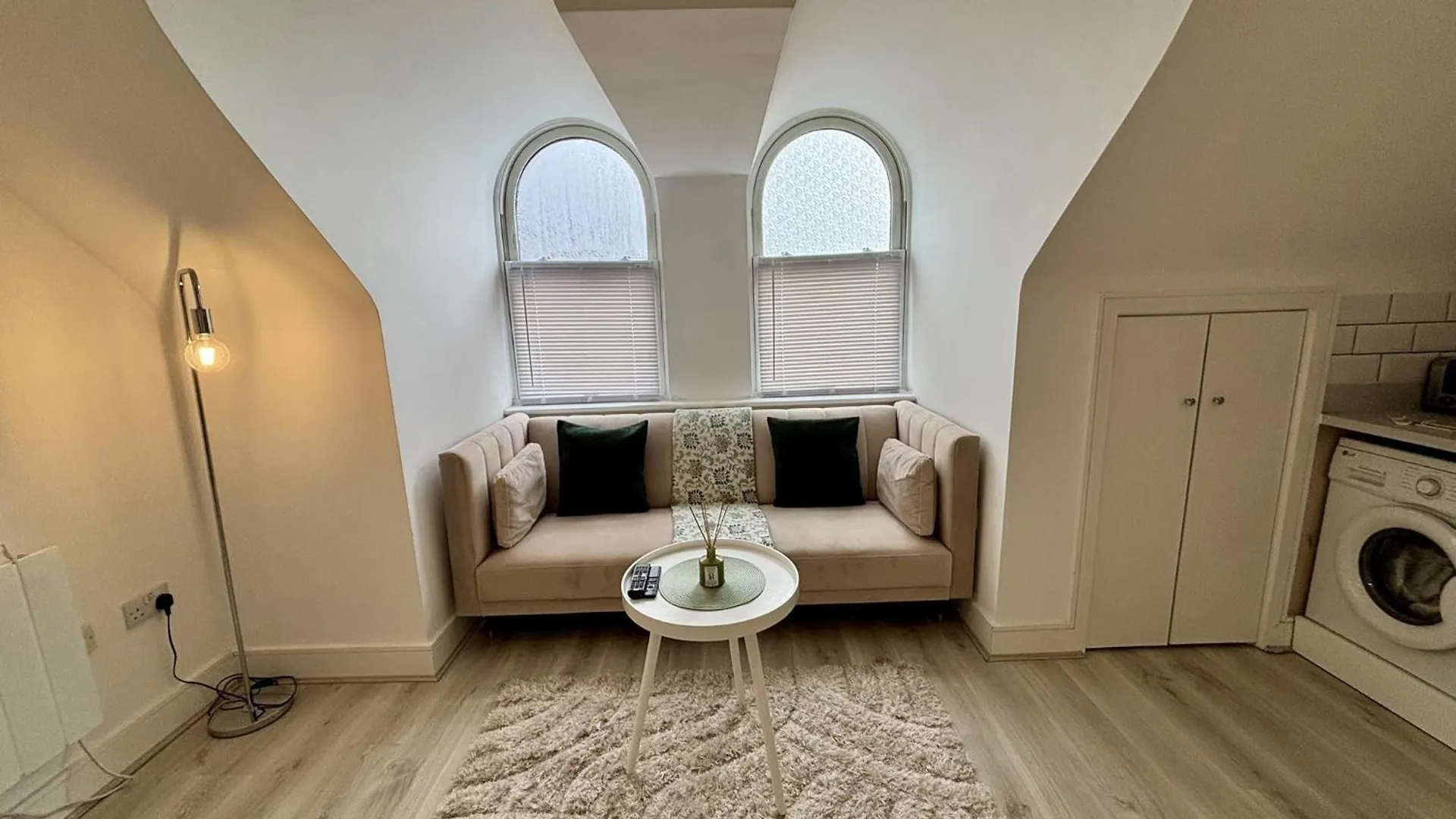 Gogmore Lane Chertsey Apartment