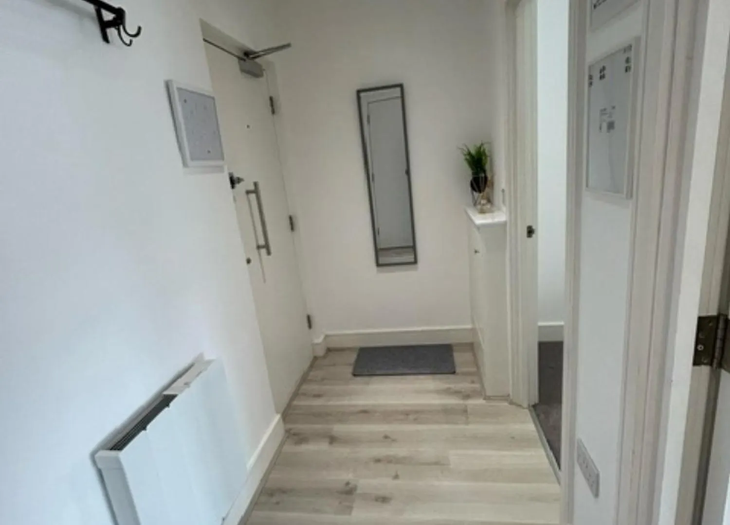 Apartment Gogmore Lane Chertsey United Kingdom